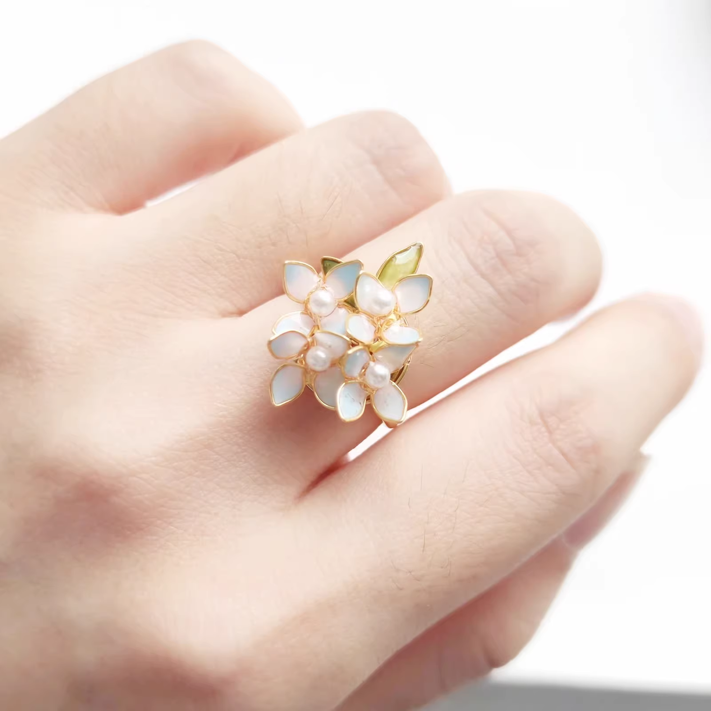 Hydrangeas Bloom Ring