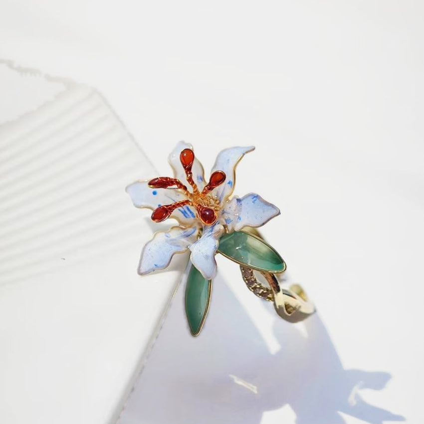 Lily Ring