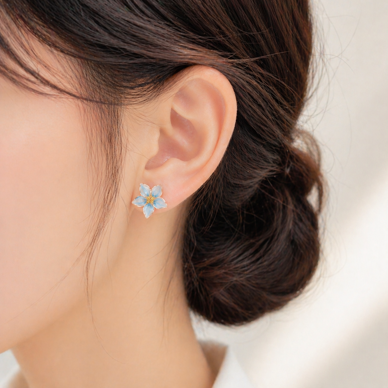 Hyacinth Stud Earrings