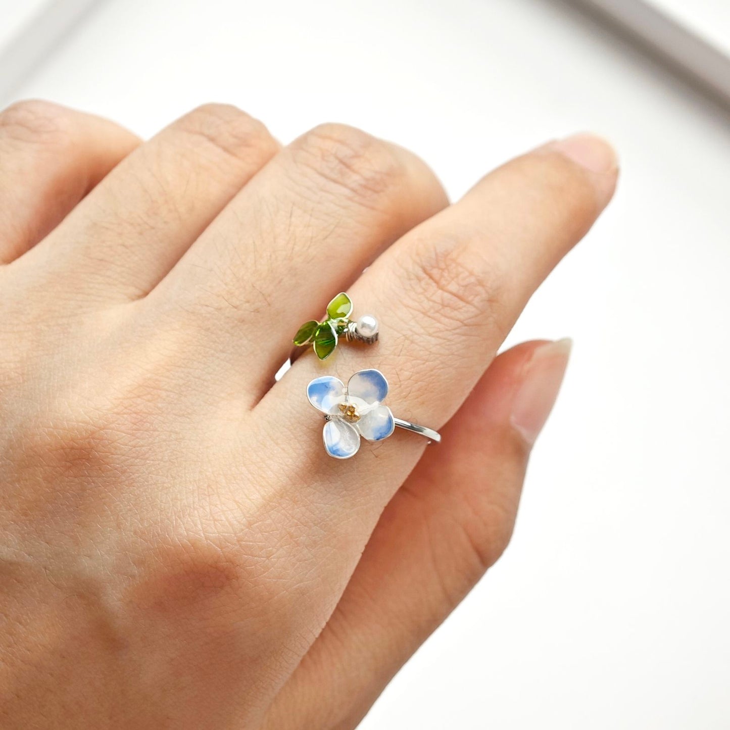 Hydrangea Petal and Leaf Ring