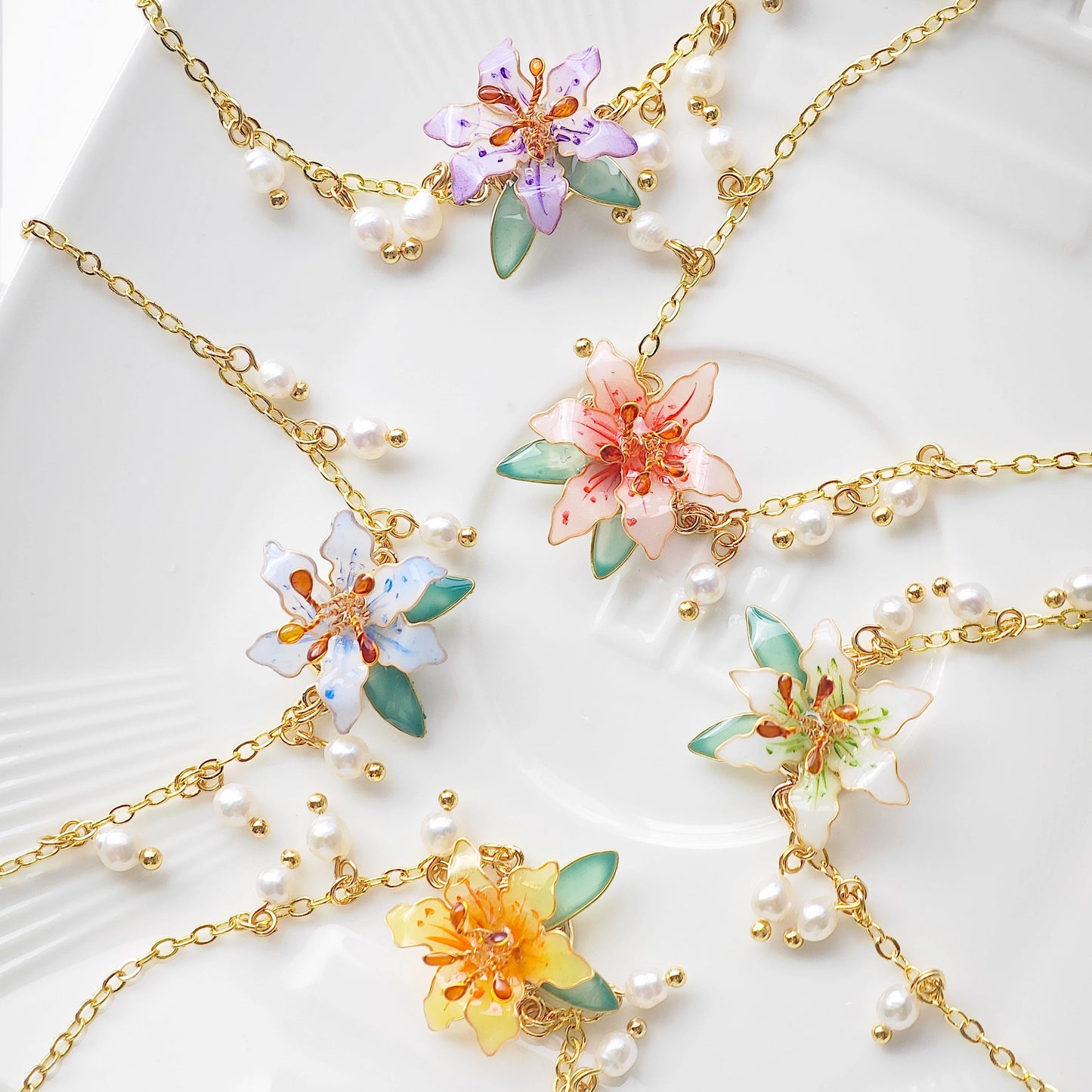 Lily Necklace