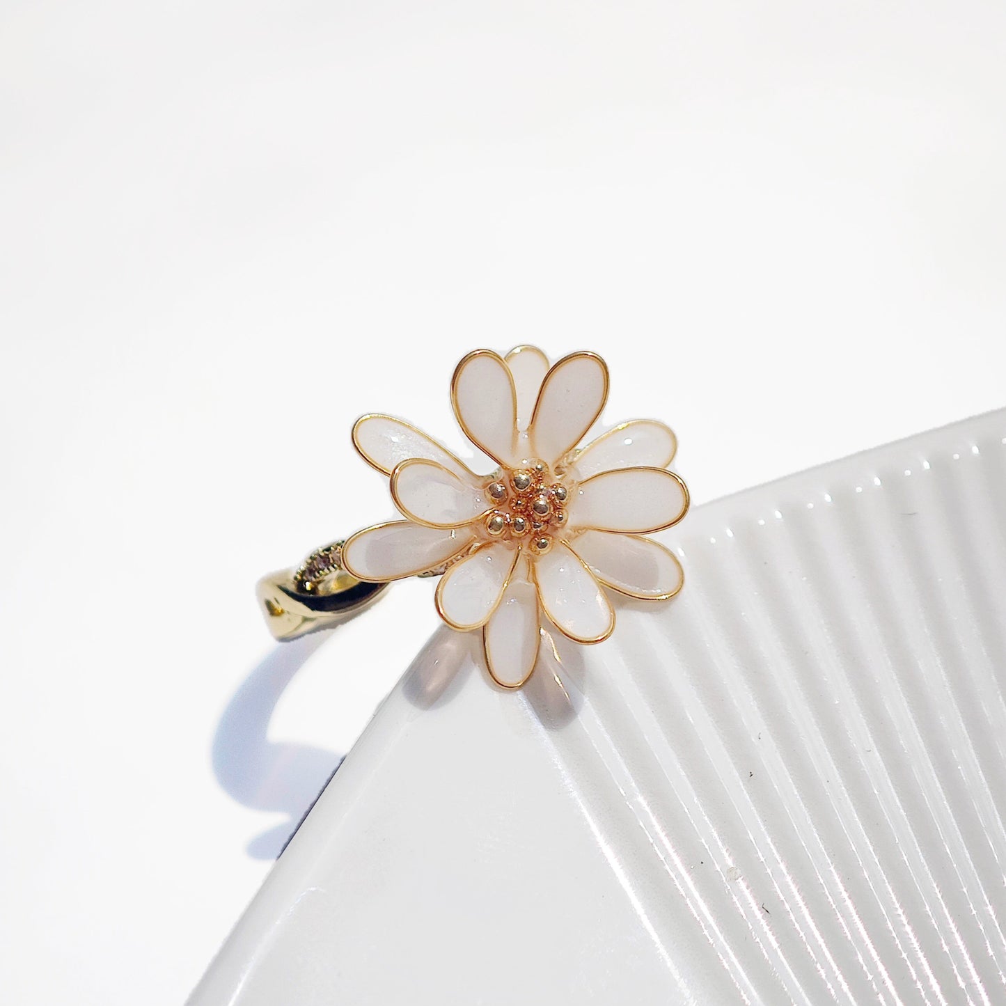 Daisy Ring
