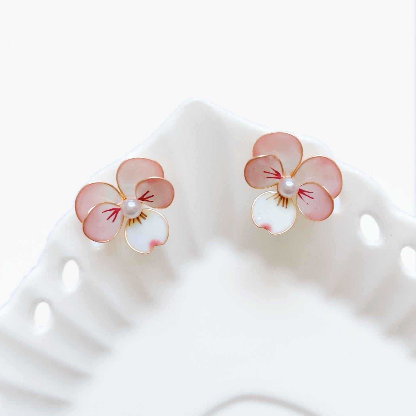Violet Stud Earring
