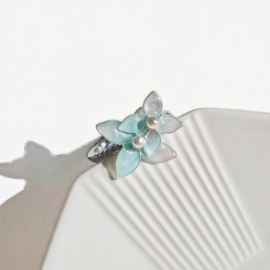 Hydrangea Petals Ring