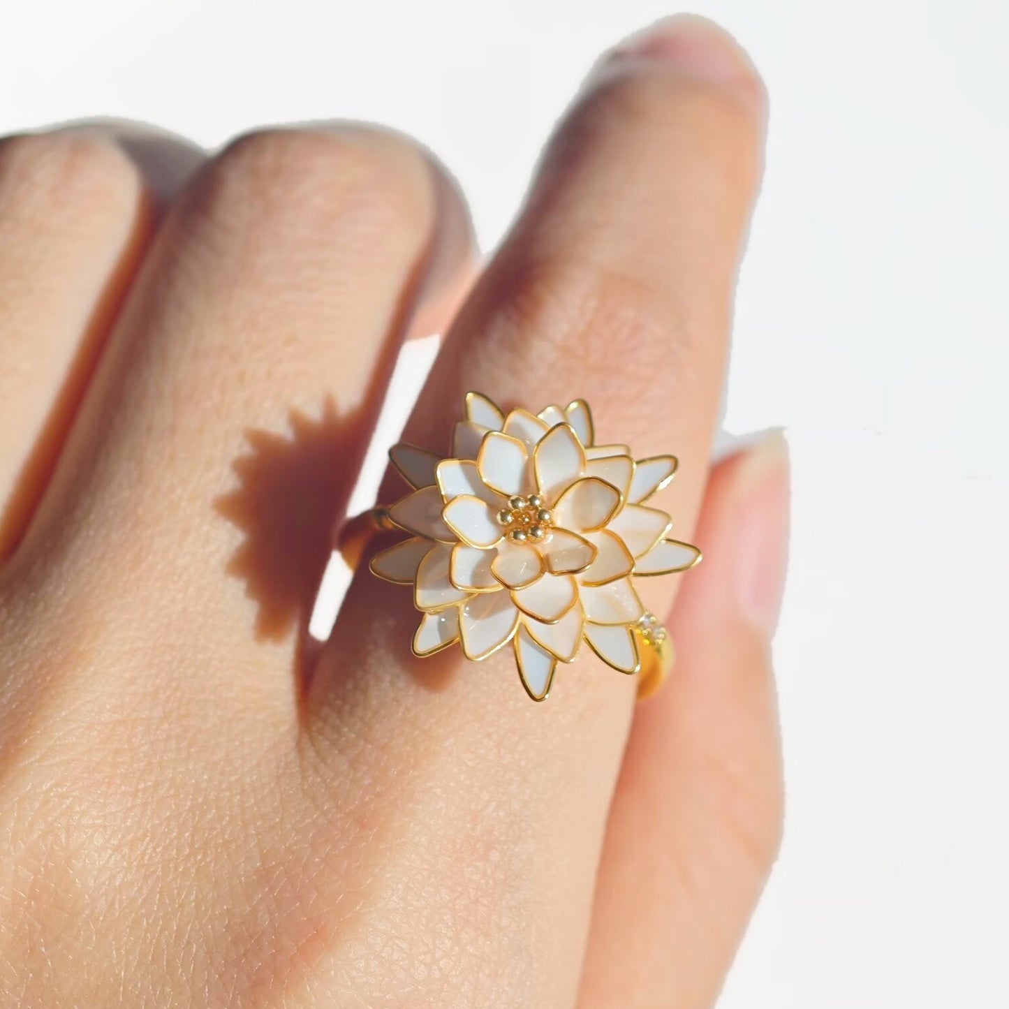 Dahlia Ring