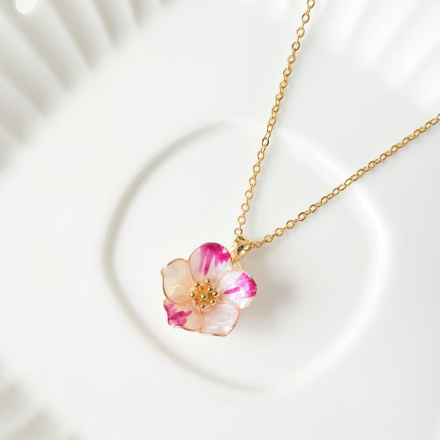 Japanese camellia Necklace