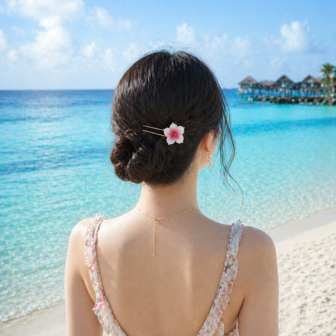 Frangipani Hairpin