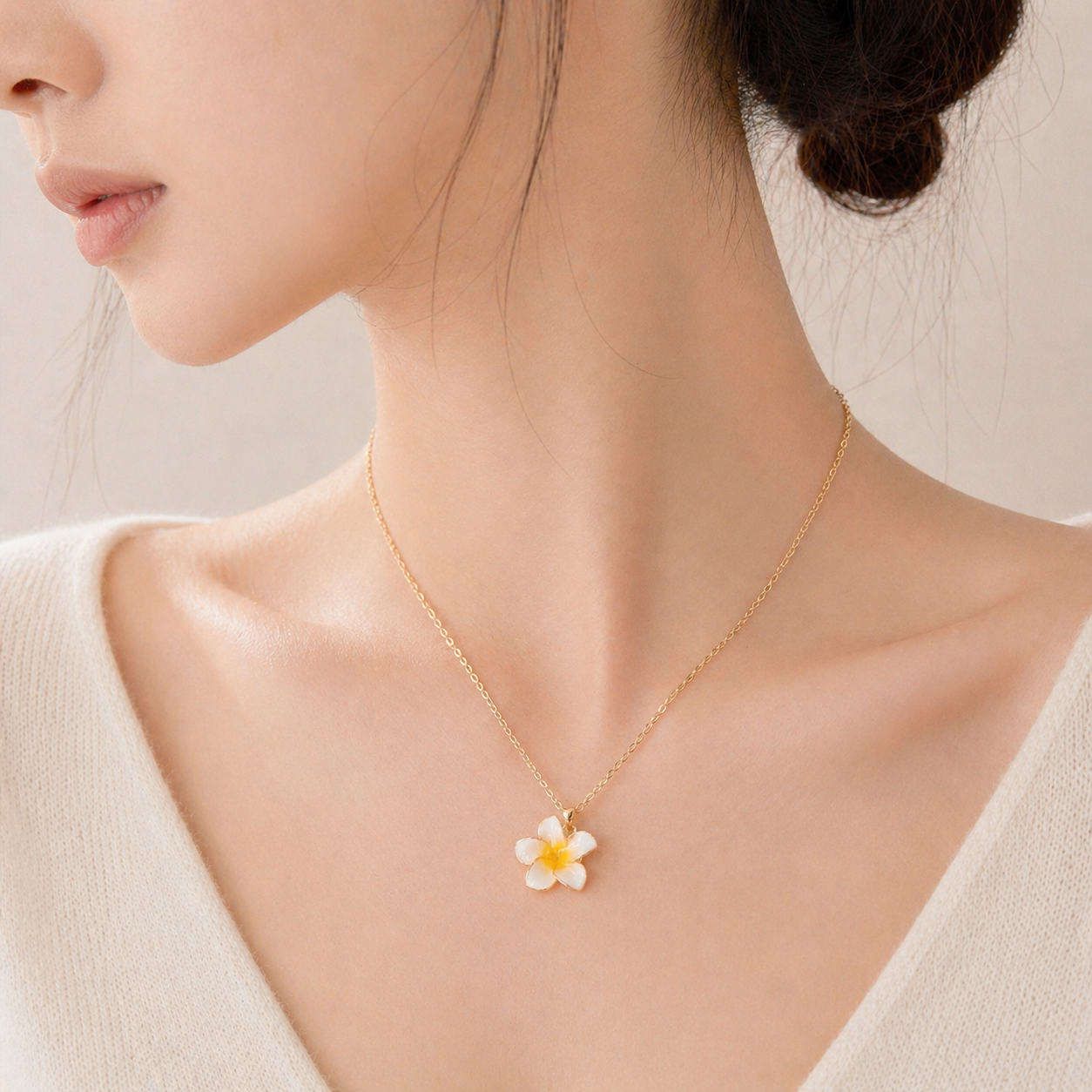 Frangipani Necklace