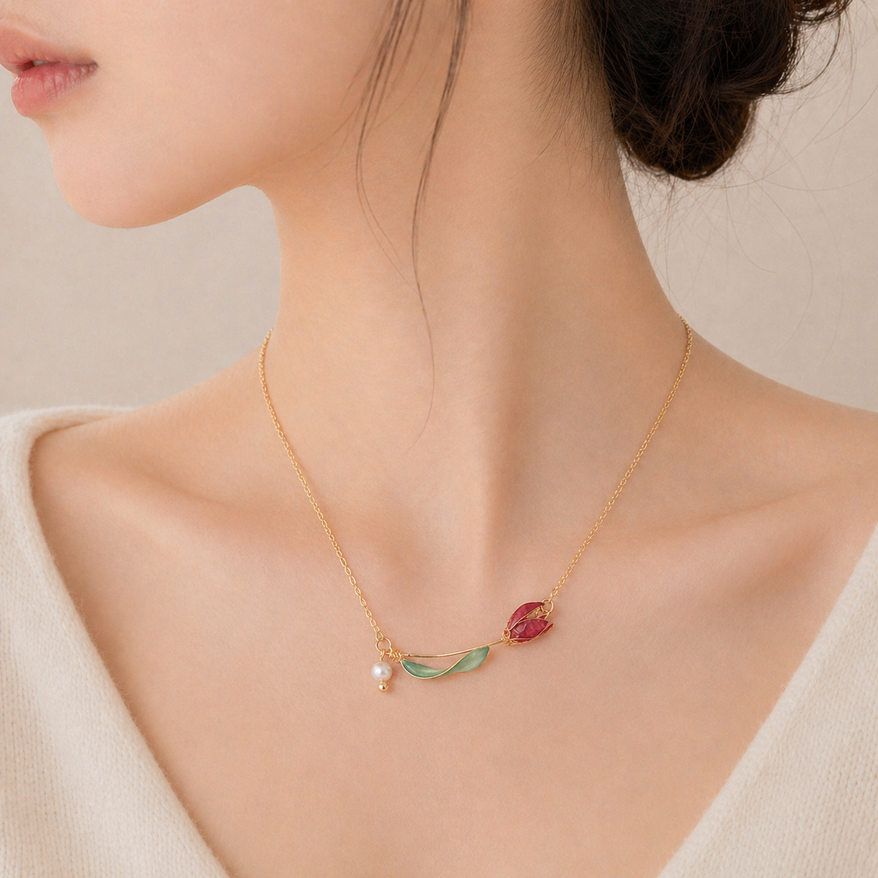 Tulip Necklace