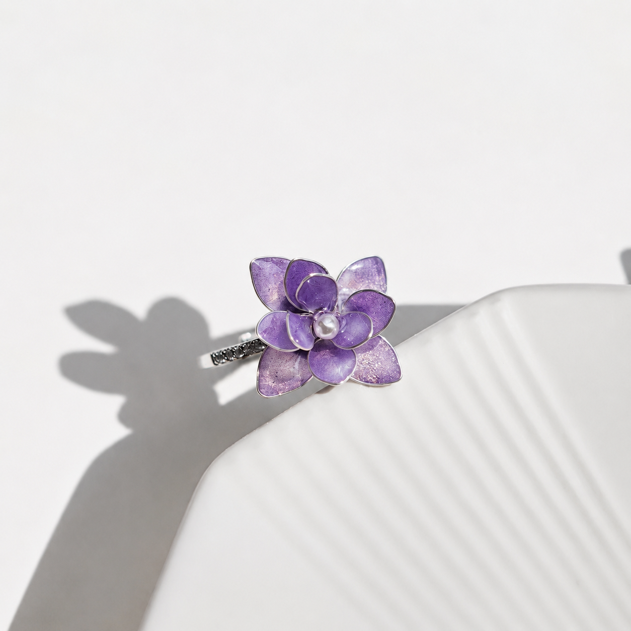 Double Hydrangea Ring