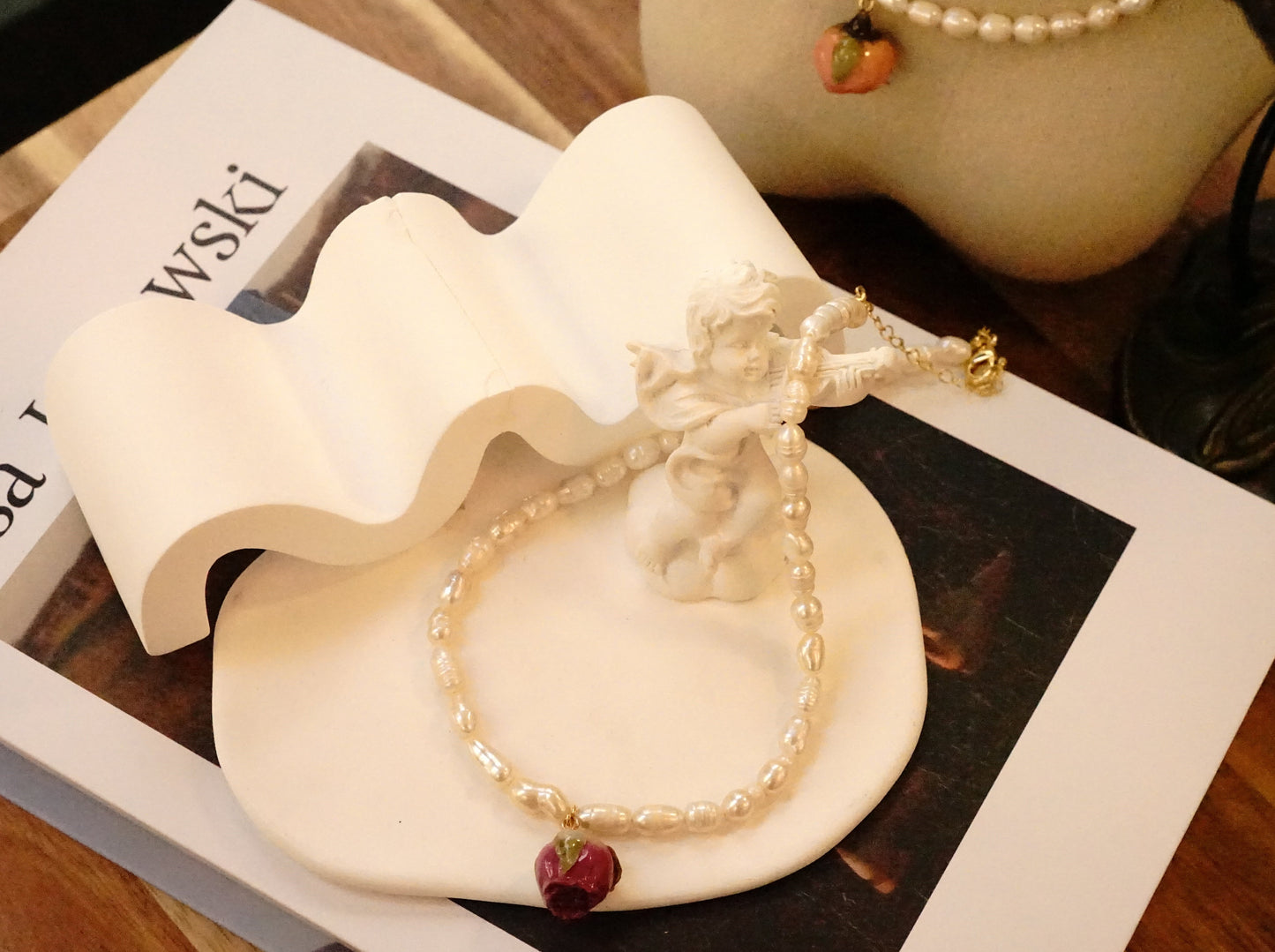 Freshwater Full Pearl Rose Necklace