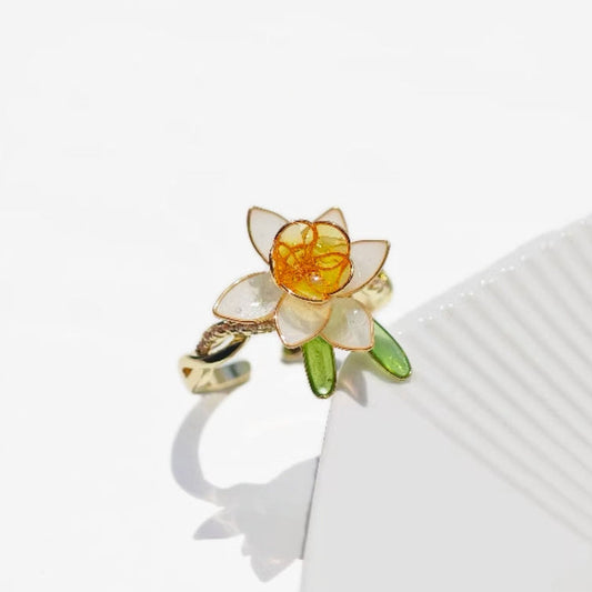 Daffodil Ring