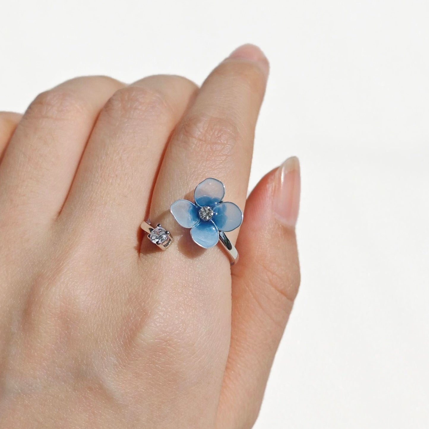 Hydrangea Petal Ring