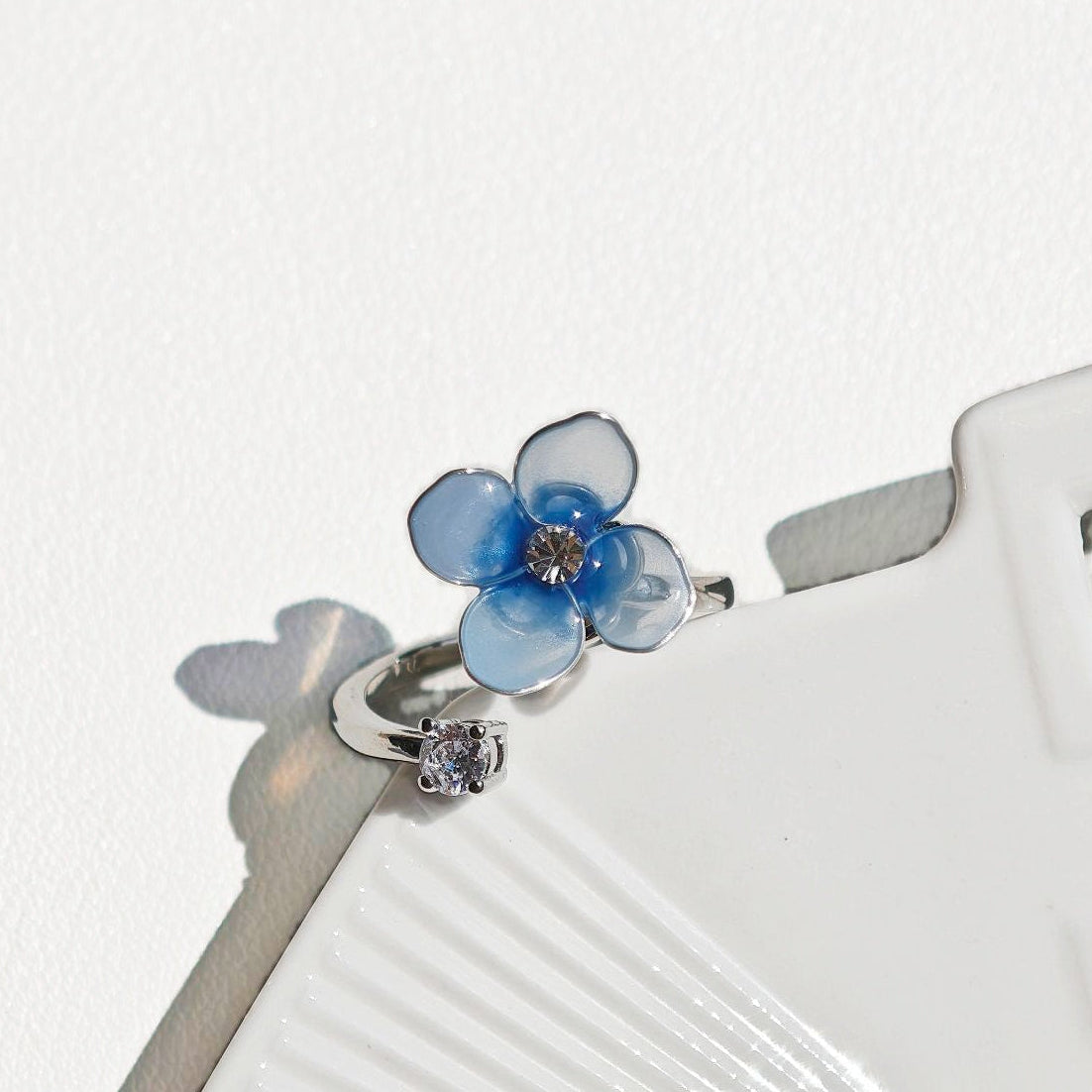 Hydrangea Petal Ring