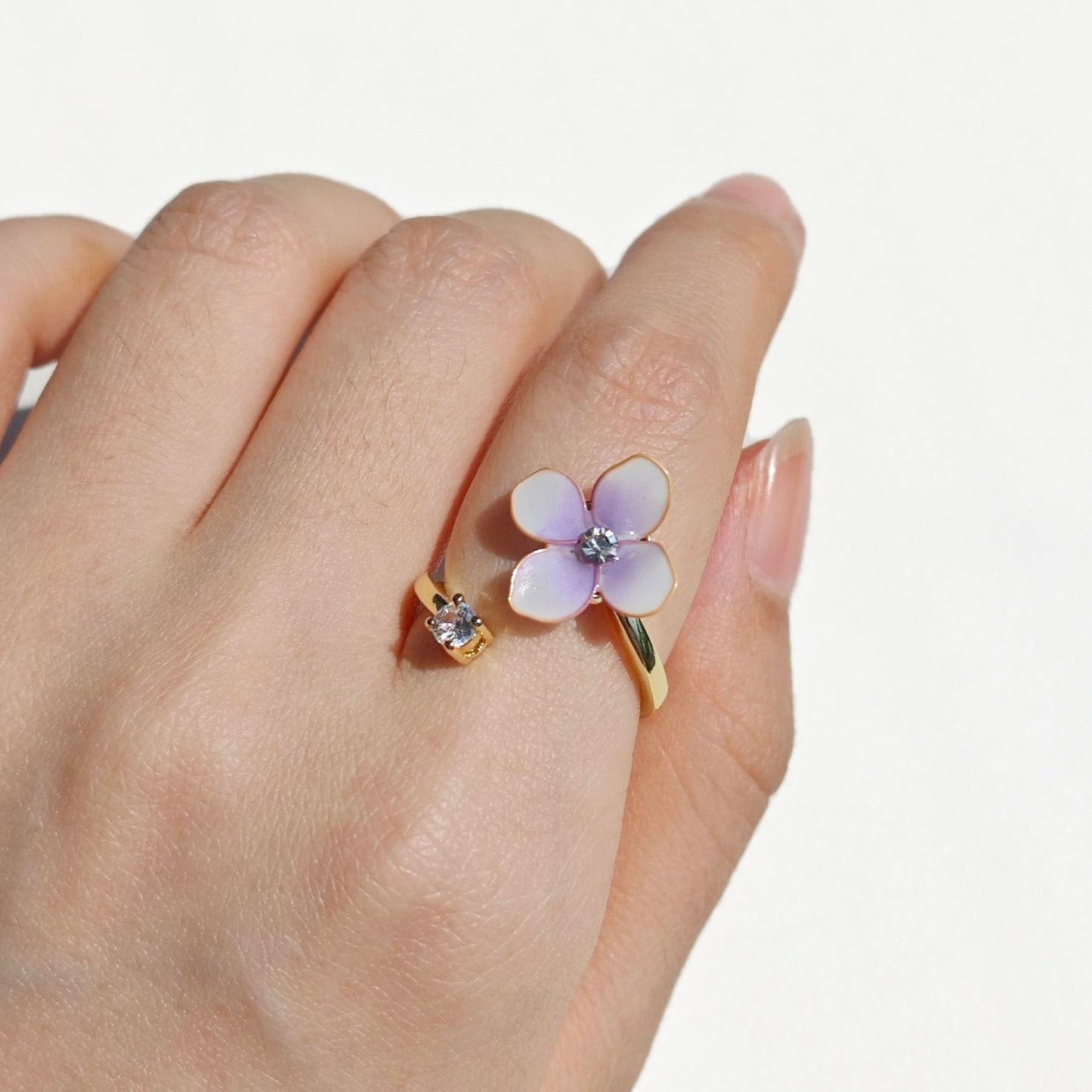 Hydrangea Petal Ring