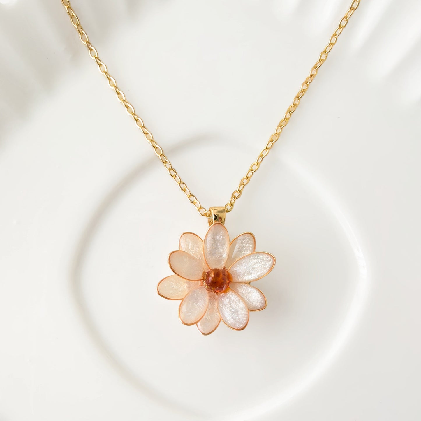 Daisy Necklace