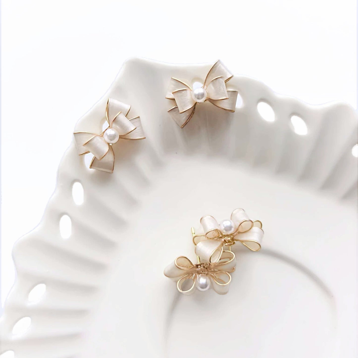 Bow with Pearl Stud Earrings